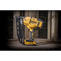 DeWalt DCN660D2 (с 2-мя АКБ 2 Ah, кейс) Image #3